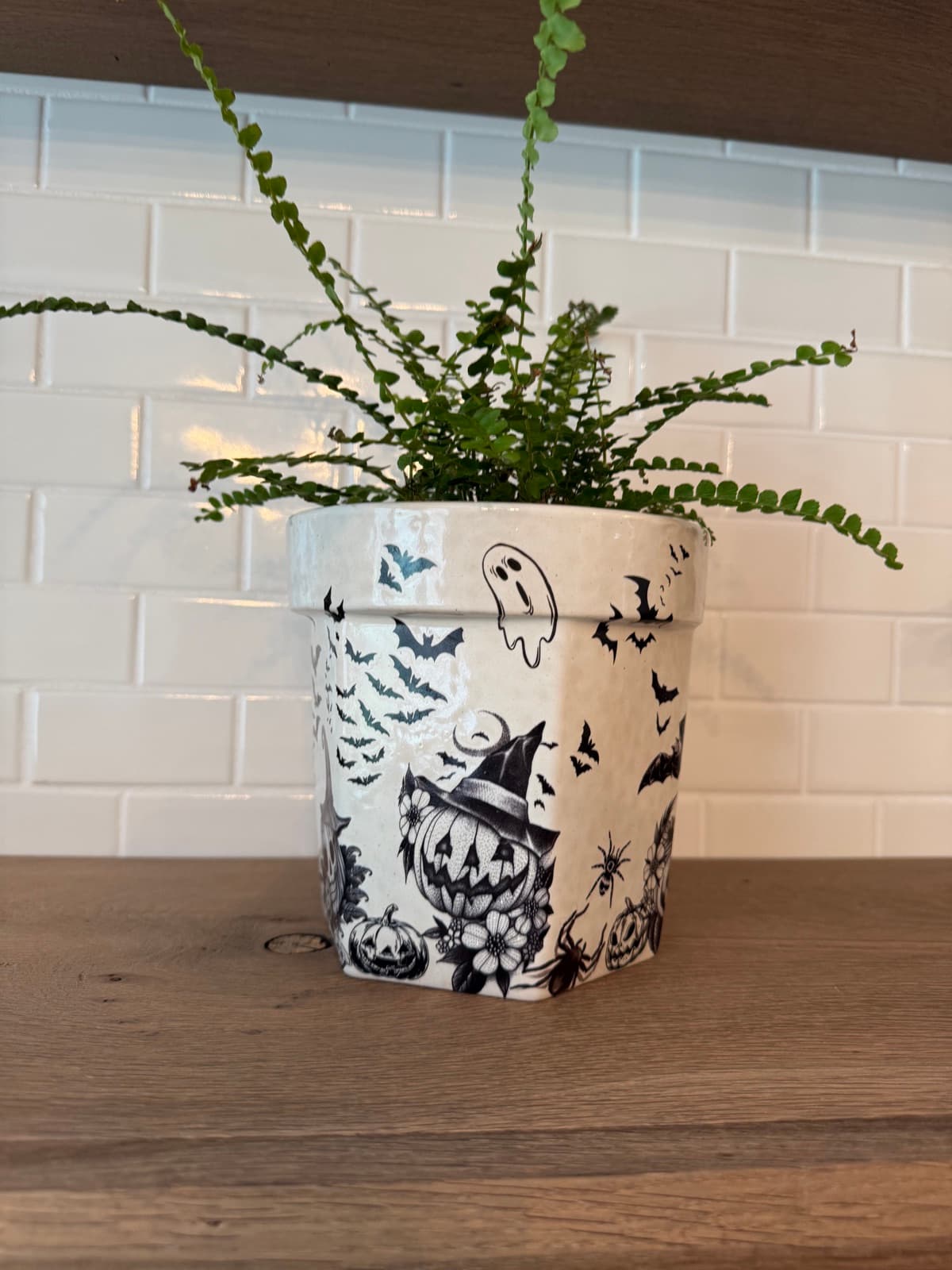 Halloween Ghost Pot