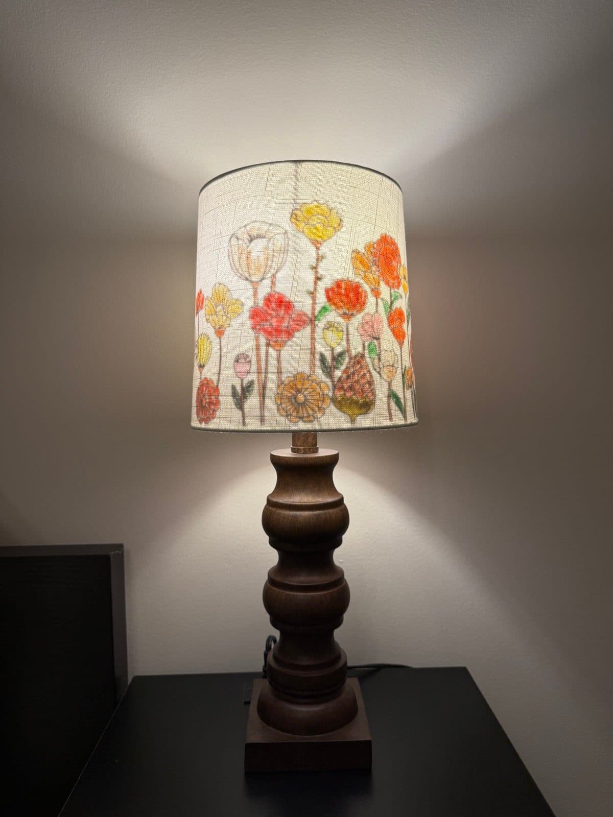 Vintage Floral Table Lamp